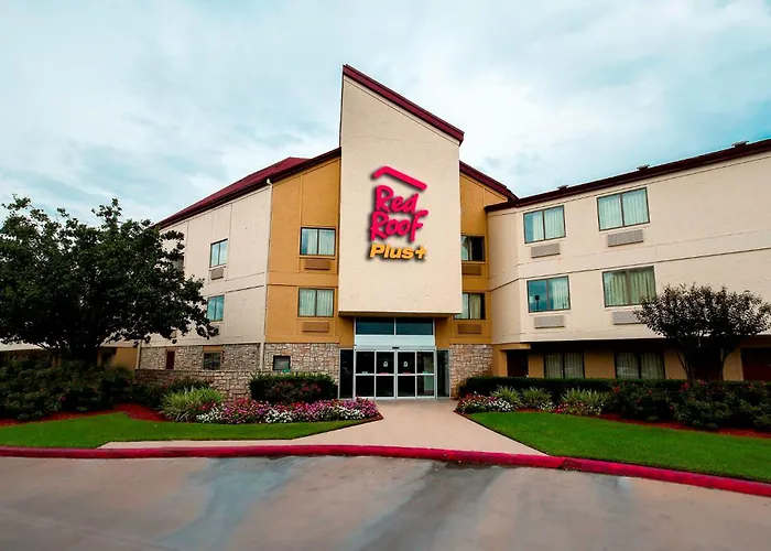 Red Roof Inn Plus+ Houston - Energy Corridor