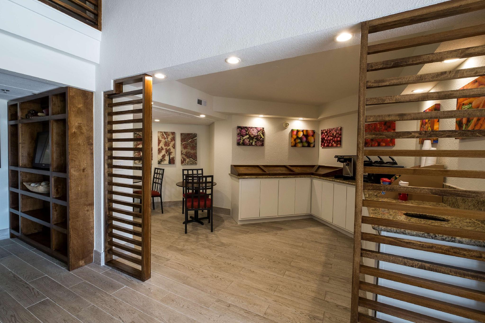 Red Roof Plus+ - Energy Corridor 3* Houston