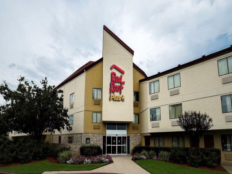 Hotel Red Roof Plus+ - Energy Corridor Houston